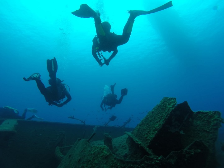 PADI advanced course wreck diver specialty dive